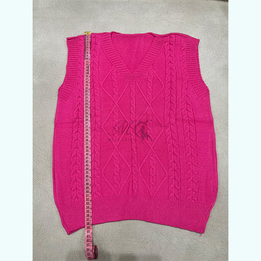 Knit VEST.