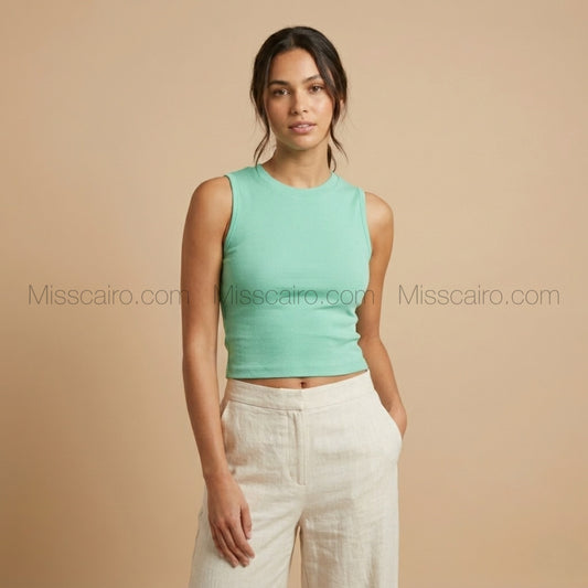 Comfy ribbed sleeveless top.