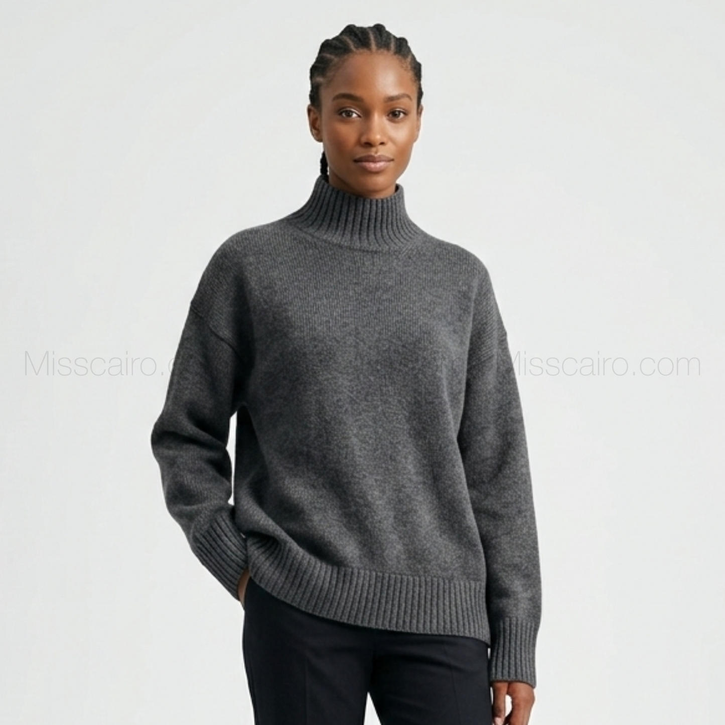 Gray High-neck knit sweater.