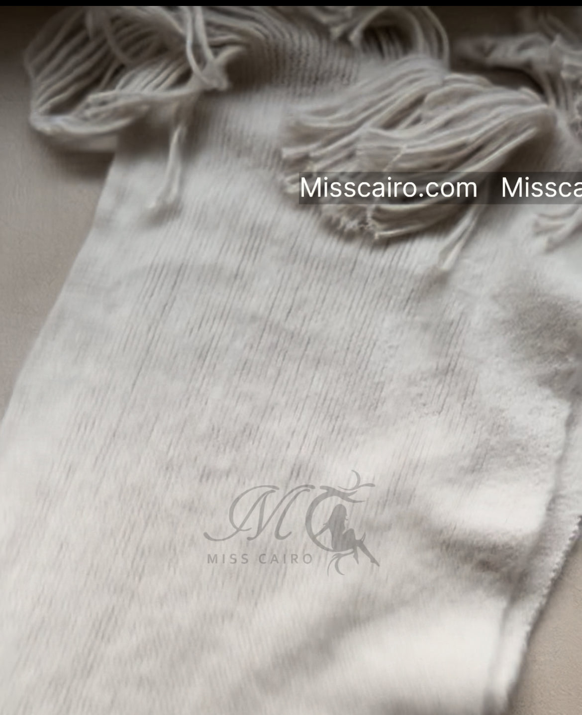 Misscairo 2026 scarf.