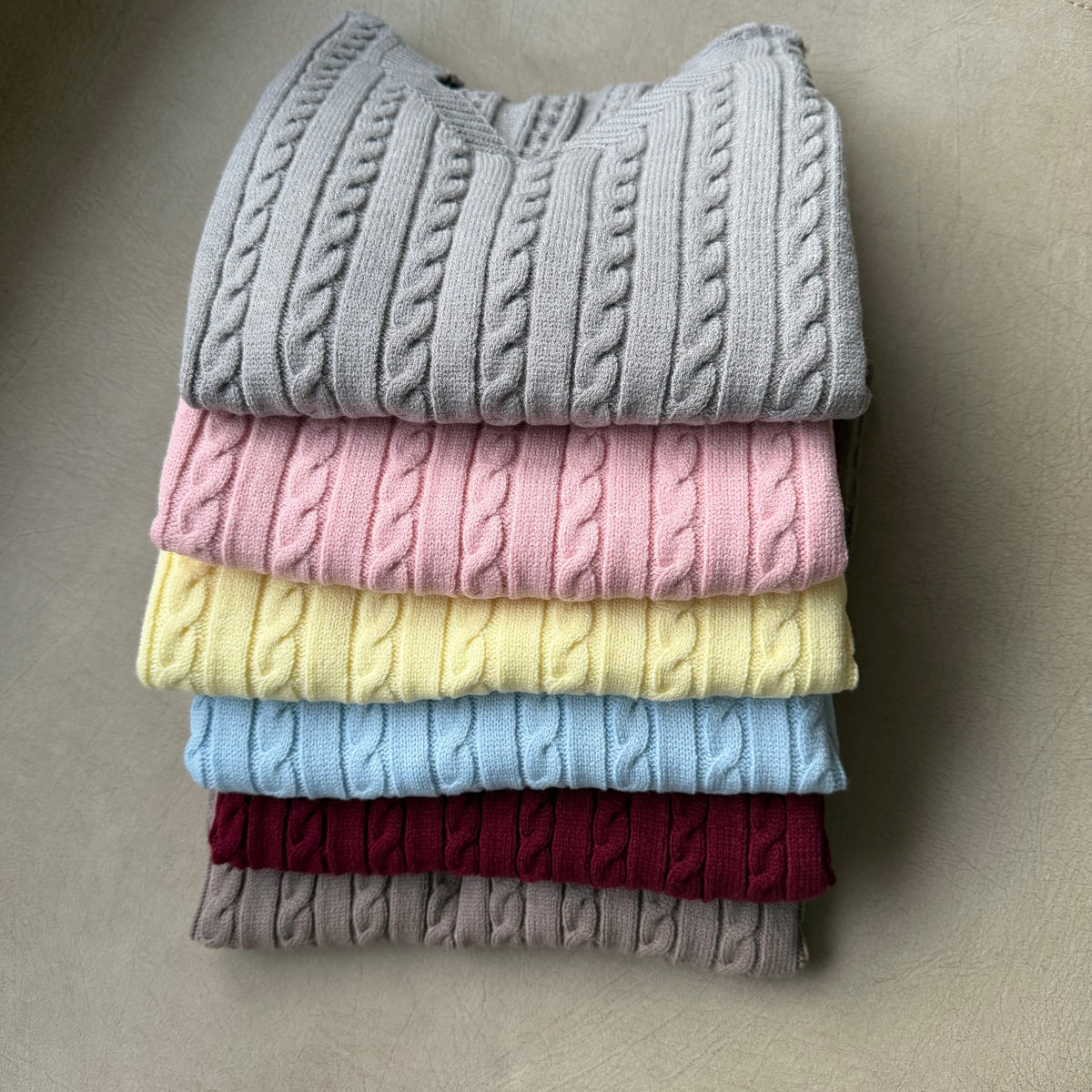 Casual vest V cut.