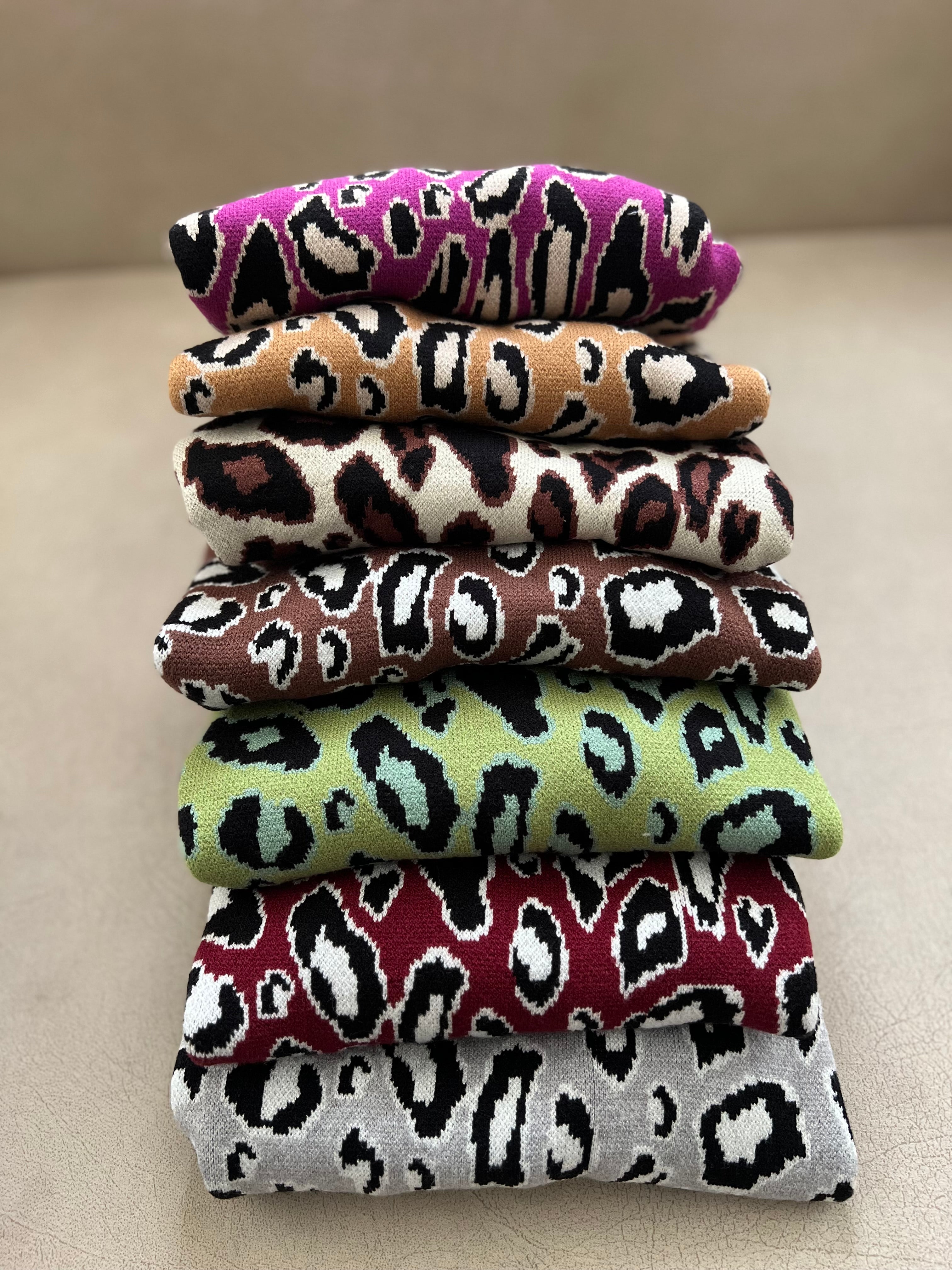 Warm Leopard chic knit blouse.