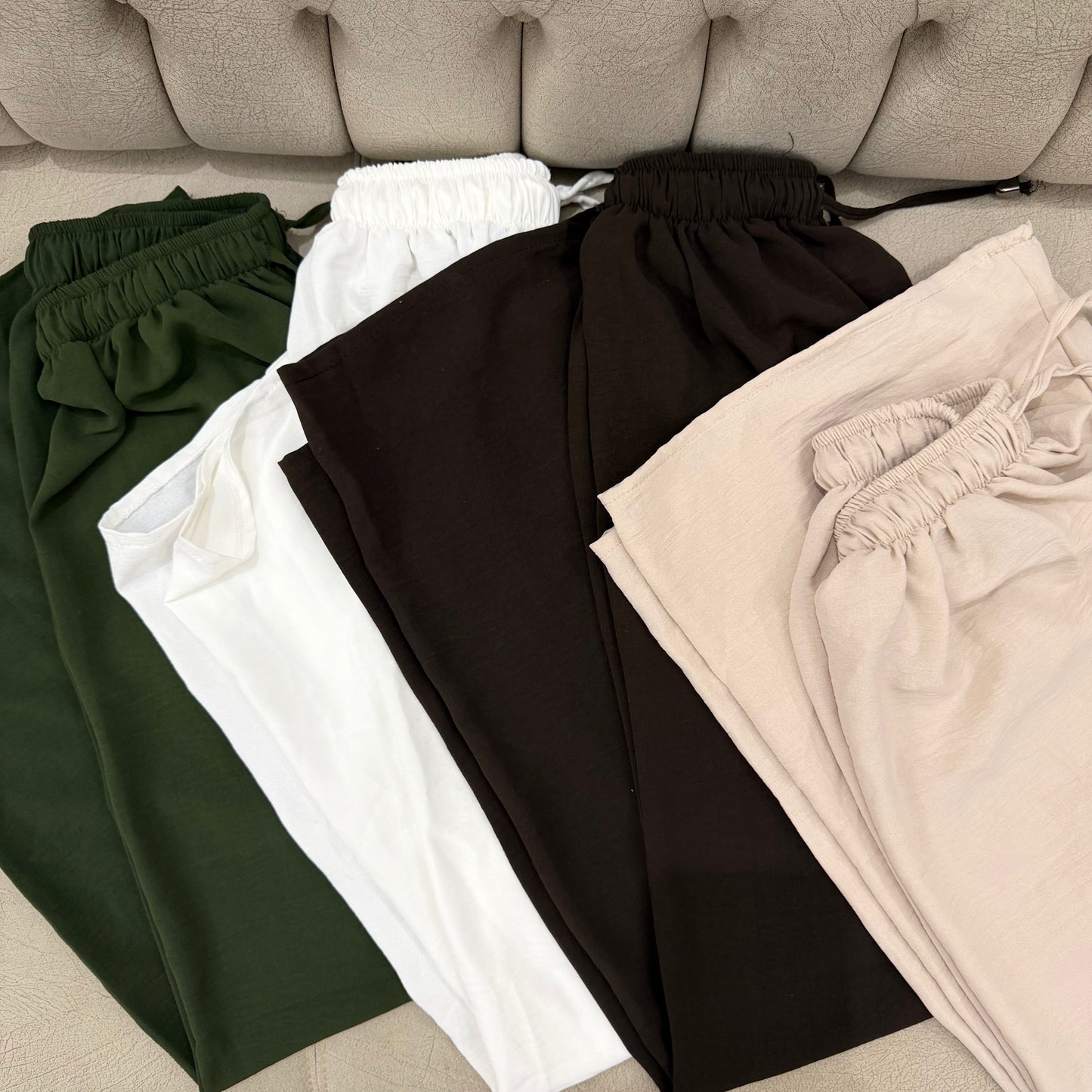 Soft C.Y Wide-Leg Pants