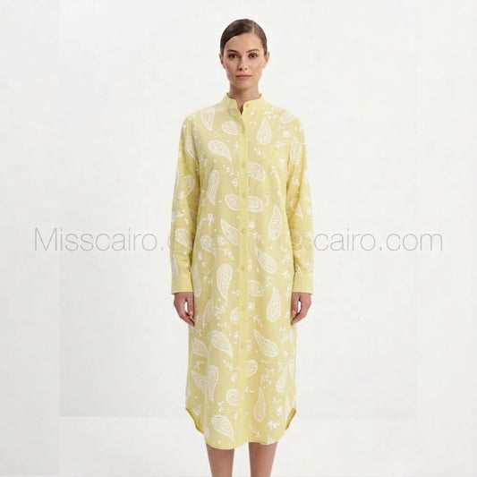 Elegant yellow patterned dress.
