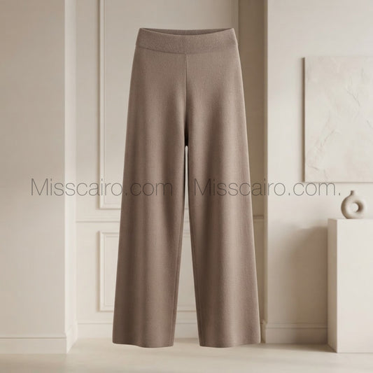 Knit trousers wide leg.