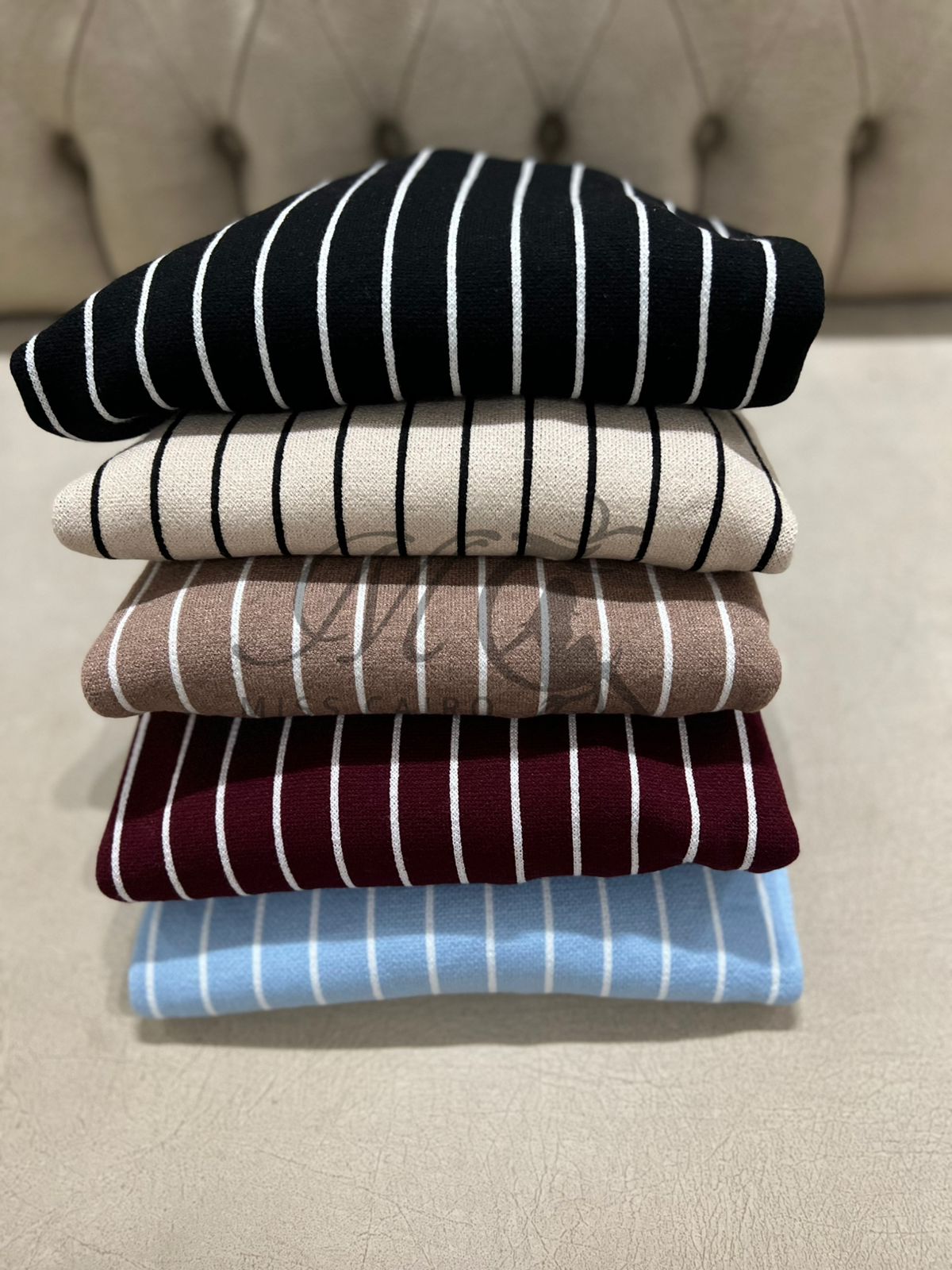 Striped sweater blouze.