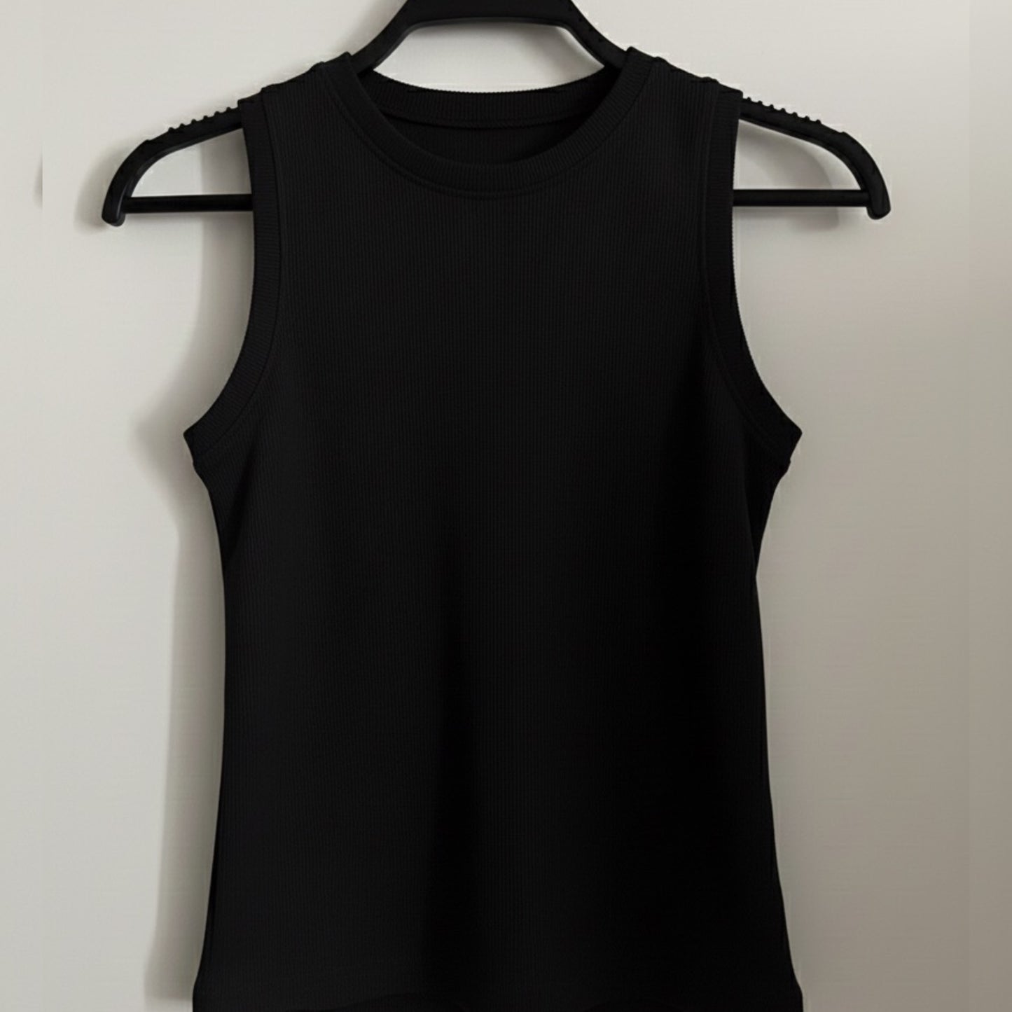 Ripped knit Tank top.