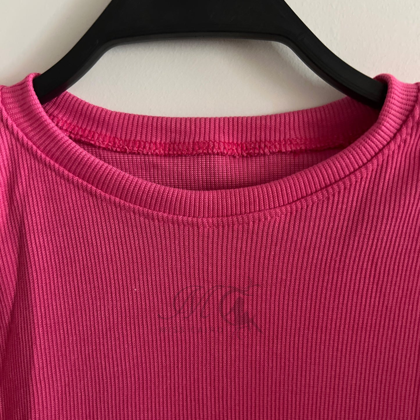 Ripped knit Tank top.