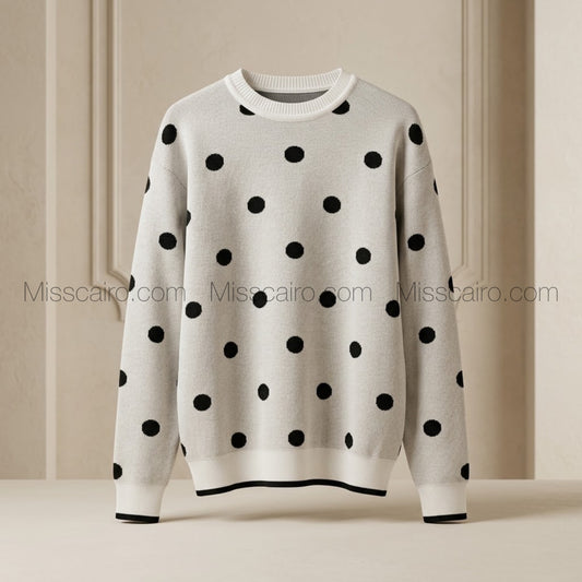 Cozy polka dot knitted sweater.