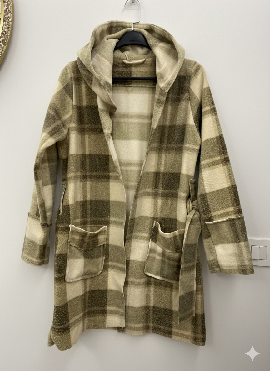 Checkered hooded jacket.