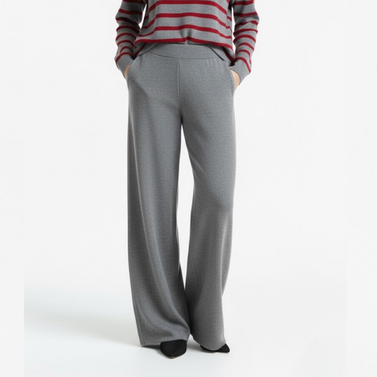 Knit trousers wide leg.