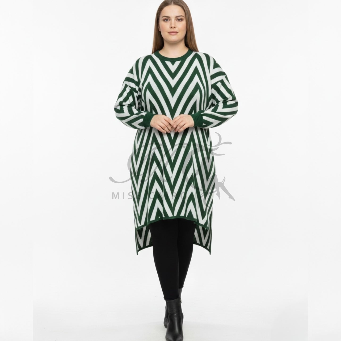 Oversized zigzag tunic.