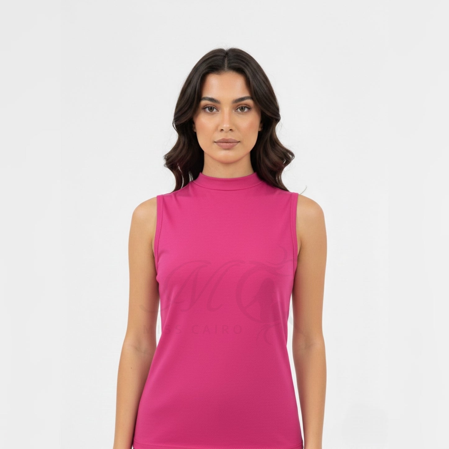 Sleeveless light top.